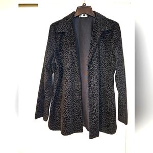 Beautiful 2 piece Animal Print outfit